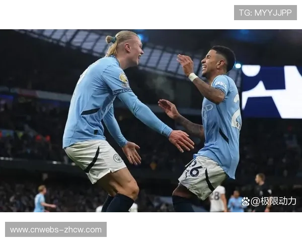 从布莱顿到曼城：三笘薰远射扳平瞬间